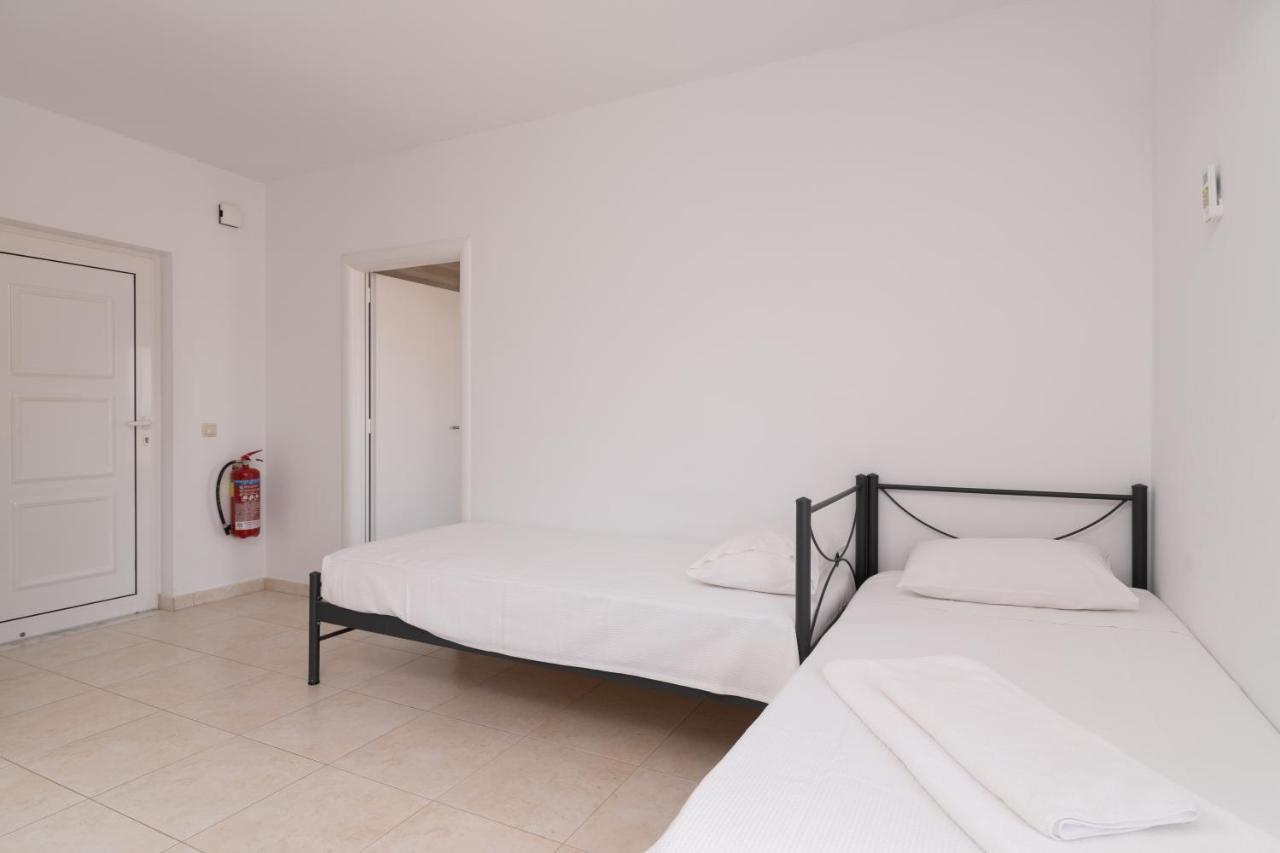 Apartament Lungo Mare Jenadi Zewnętrze zdjęcie